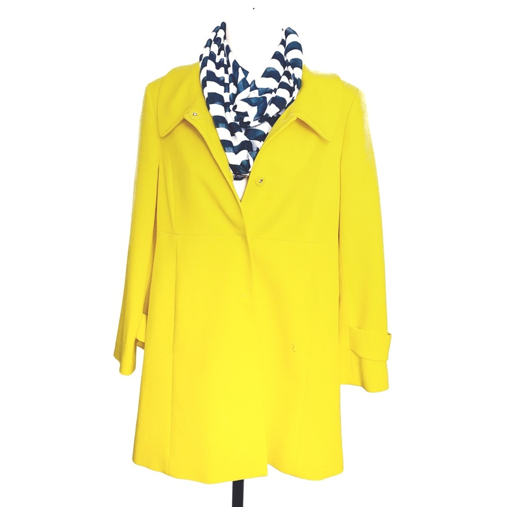 Ann Taylor Women’s Knee Length Yellow Dres…